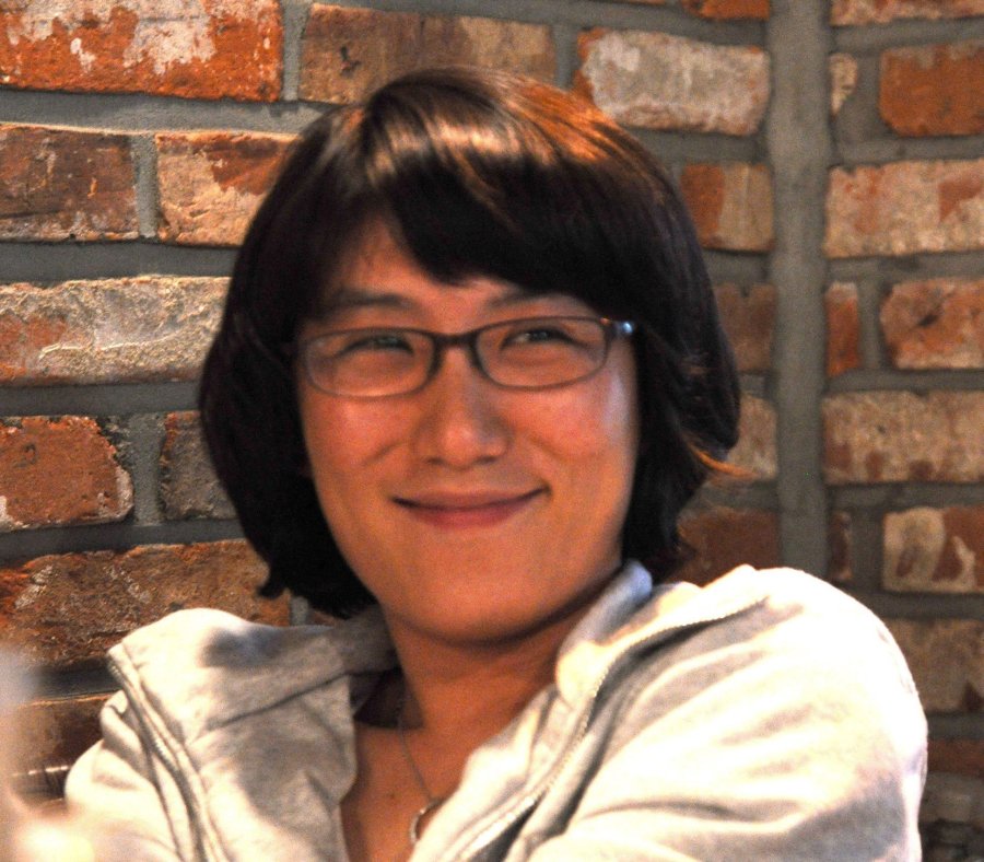 Kim Sung Hee photo