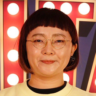 Yasumura Emi photo