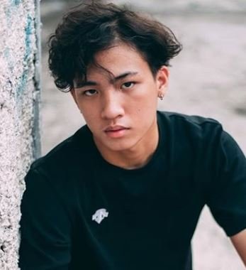 Tri Wiang Charoen photo