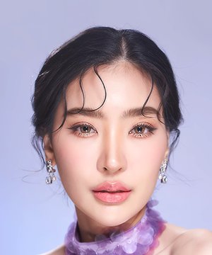 Pear Neilinyah Taweearayapat photo