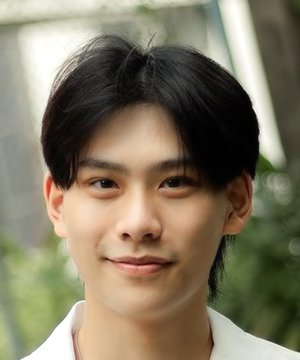 Babe Pasutwich Tangcharoenrungrueang photo
