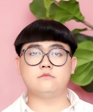 Mon Varakorn Varuncharoentham photo