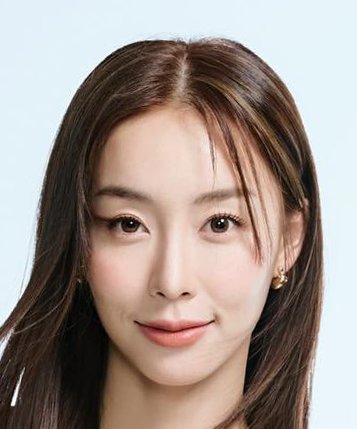 Alee Lahwanya Uengsilpsrikul photo