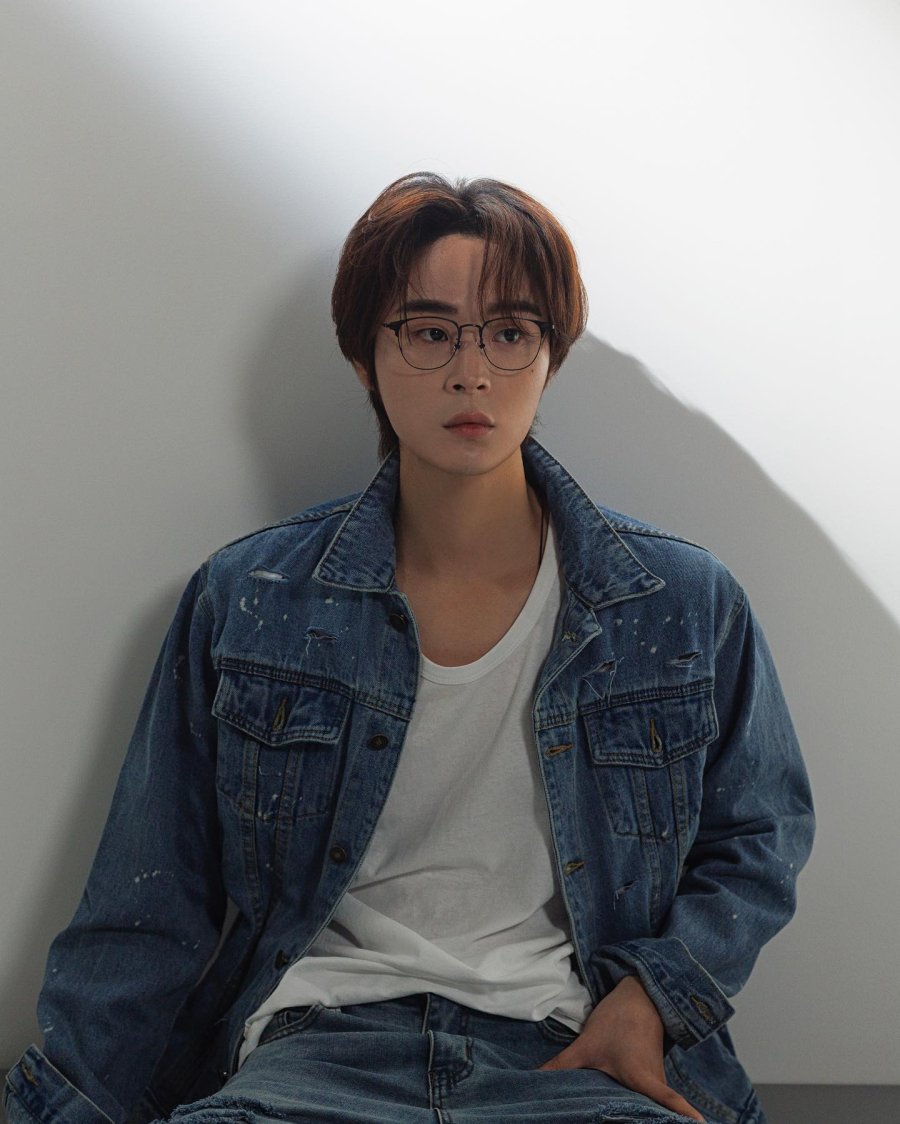 Lee Jeong In photo