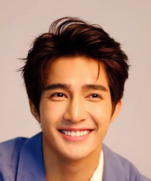 Earth Pirapat Watthanasetsiri photo