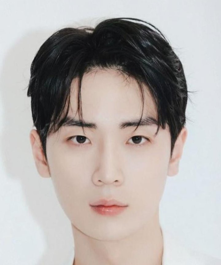 Cha Yu Hyun photo