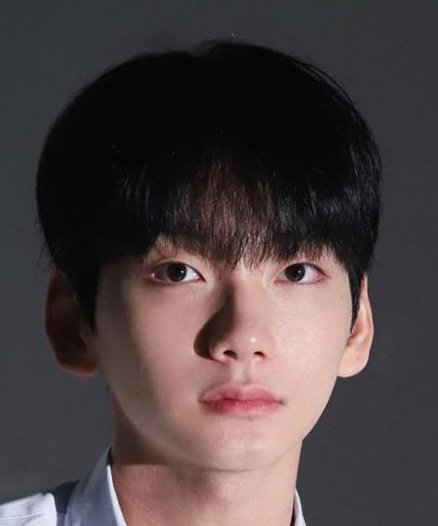 Yeom Min Hyeok photo