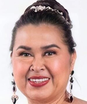 Elizabeth Oropesa photo