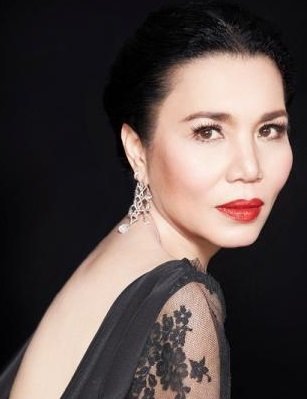Tuk Yanee Jongwisut photo