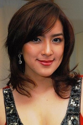 Ara Mina photo