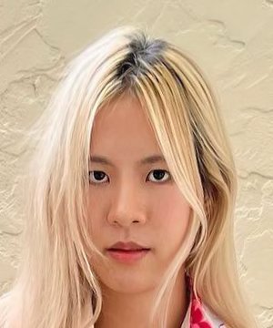 Jean Khamkwan Duangmanee photo