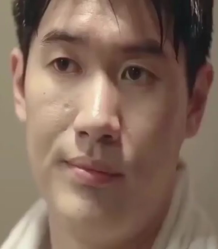 Sung Ju Hyung photo