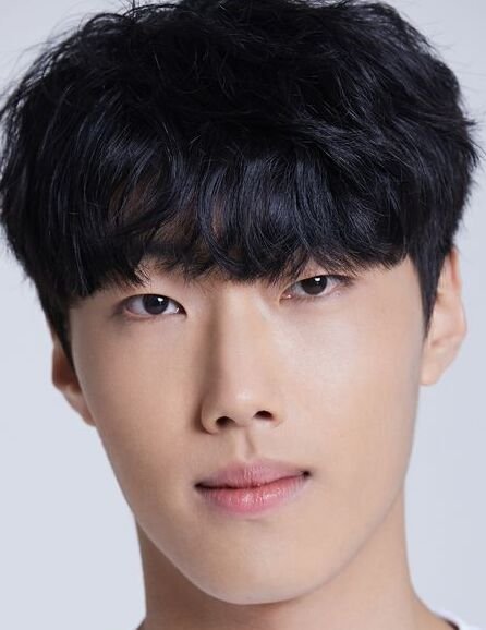 Bae Seung Hyeok photo