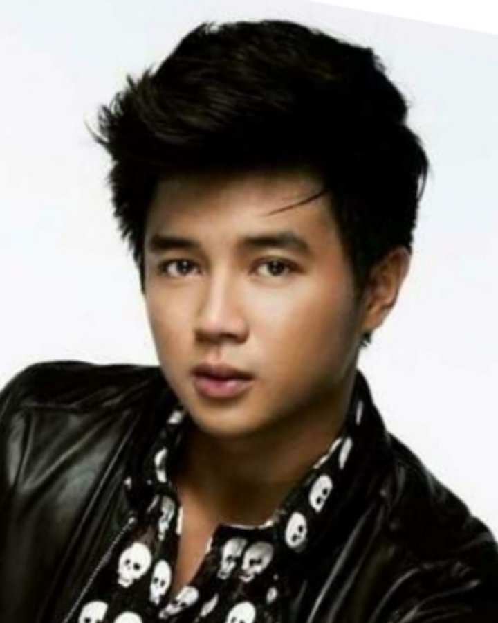Yves Flores photo