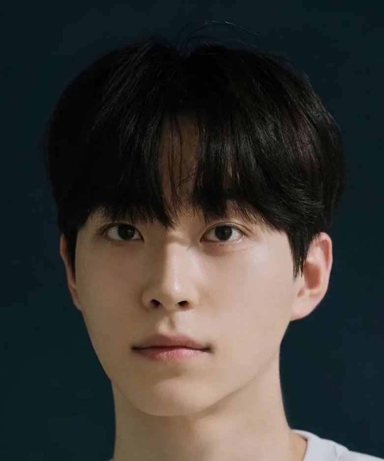 Lee Jae Hyeop photo