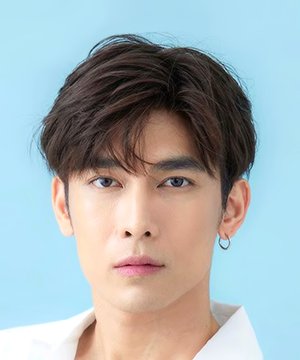 Mew Suppasit Jongcheveevat photo