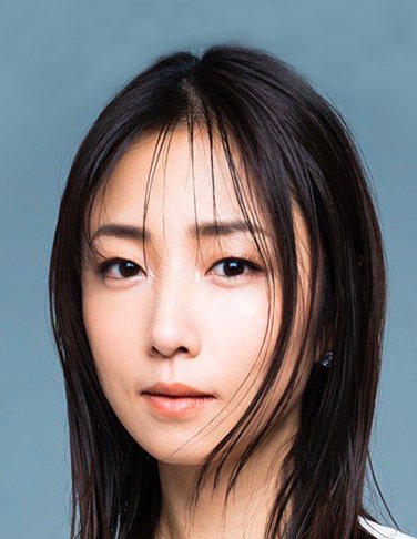 MEGUMI photo