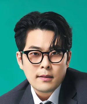 Kim Hae Jun photo