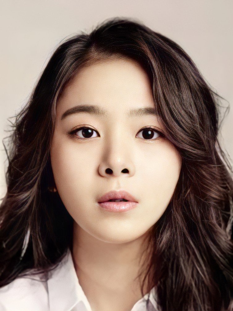 Ha Eun Seol photo