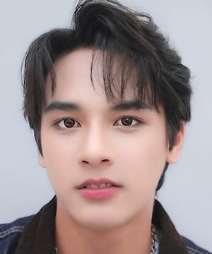 Frank Worachai Areewong photo