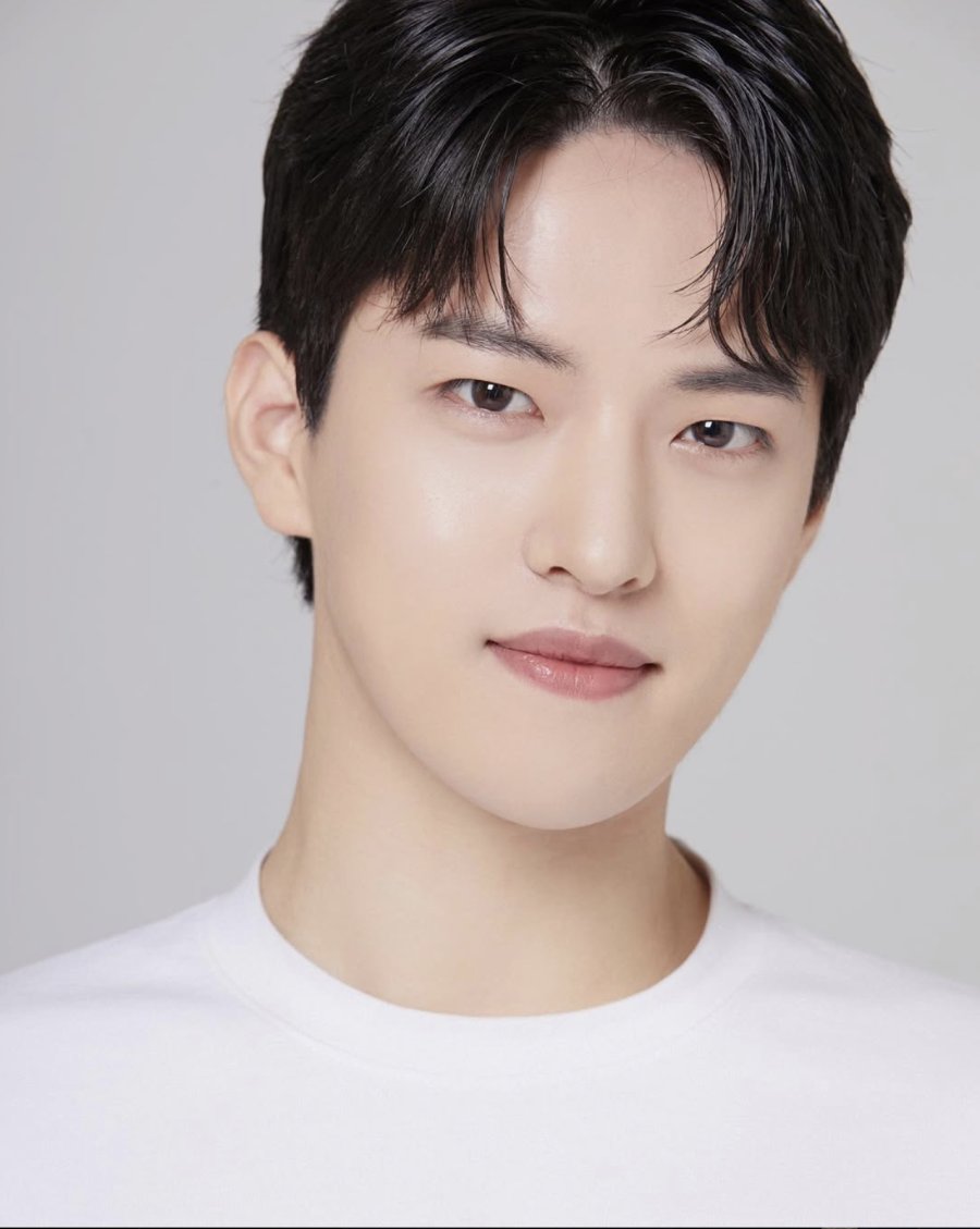 No Yun U photo