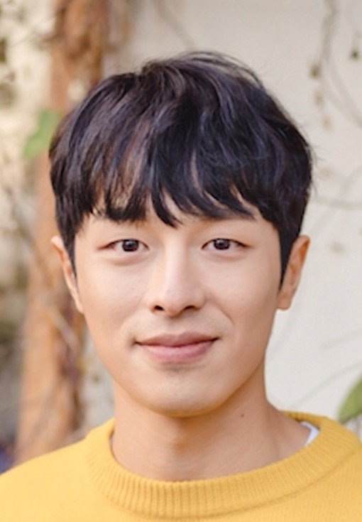 Kwon Hyuk photo
