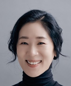 Baek Ji Won photo