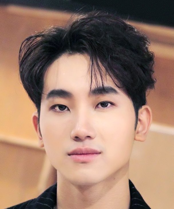 Fong Bovorn Kongnawdee photo
