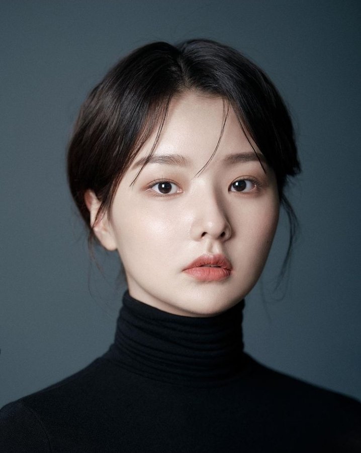 Jung Yoo Hyeon photo