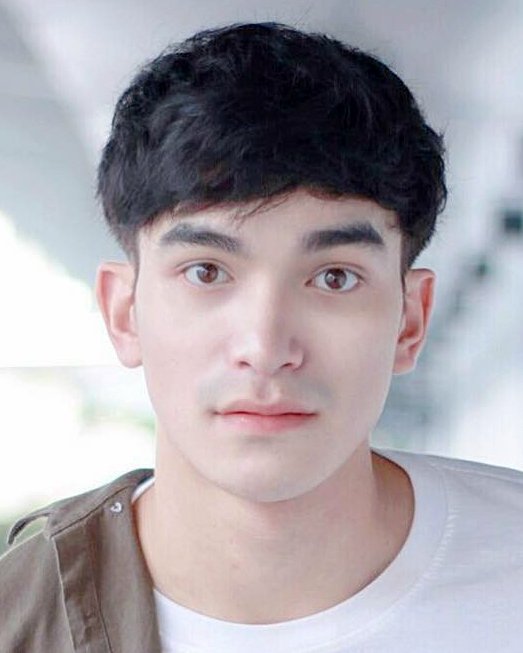 Strong Charoenchai Khantichaikhajohn photo