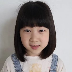 Lee Ji Yun photo