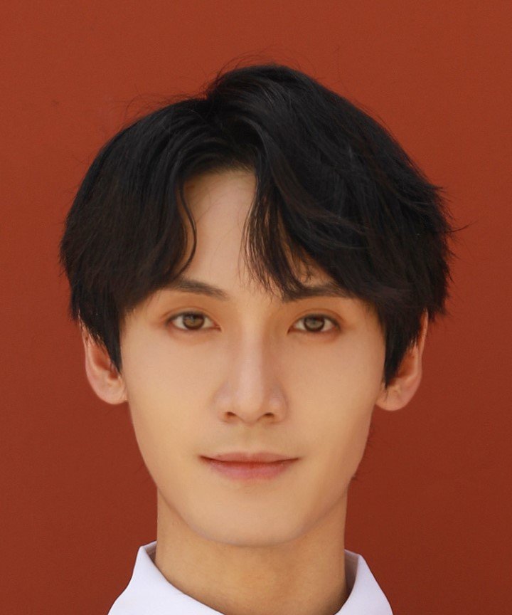 Ning Xian Zhou photo