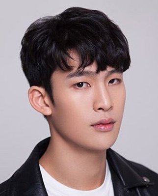 Yoo Kyung Seon photo