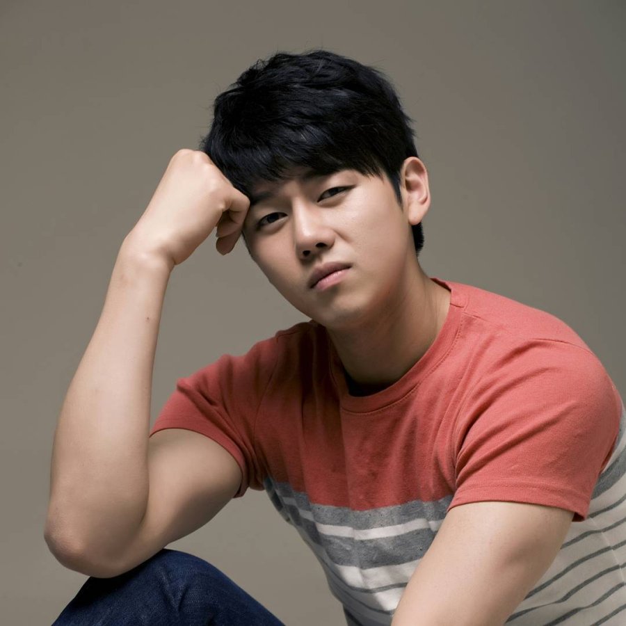 Lee Geun Joo photo