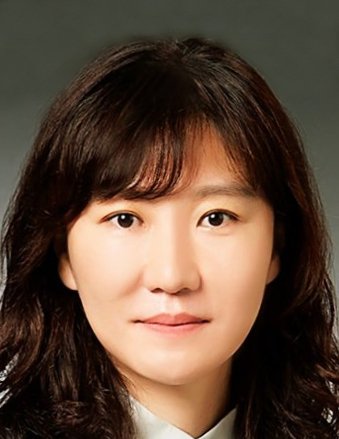 Park Hae Young photo