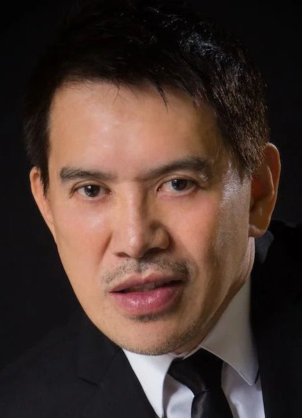Brillante Mendoza photo