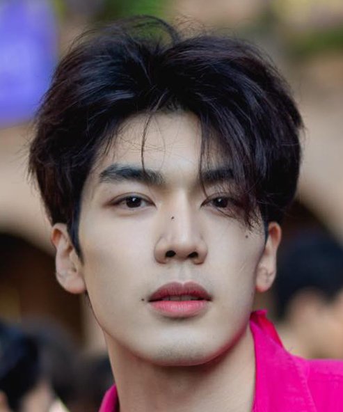 Title Thanakorn Chindaporn photo