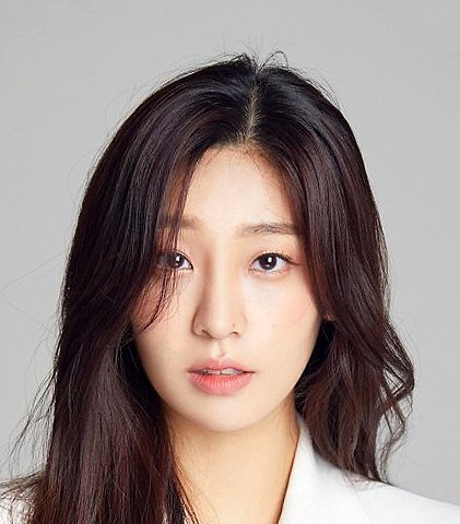 Lee Seo Bin photo