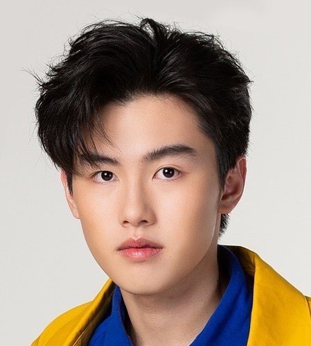 Prom Teepakron Kwanboon photo