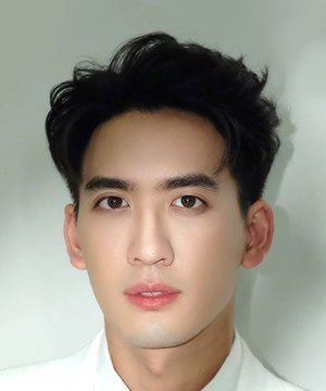 Bom Nontach Thanawatyanyong photo