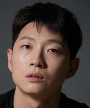 Jun Sung Il photo