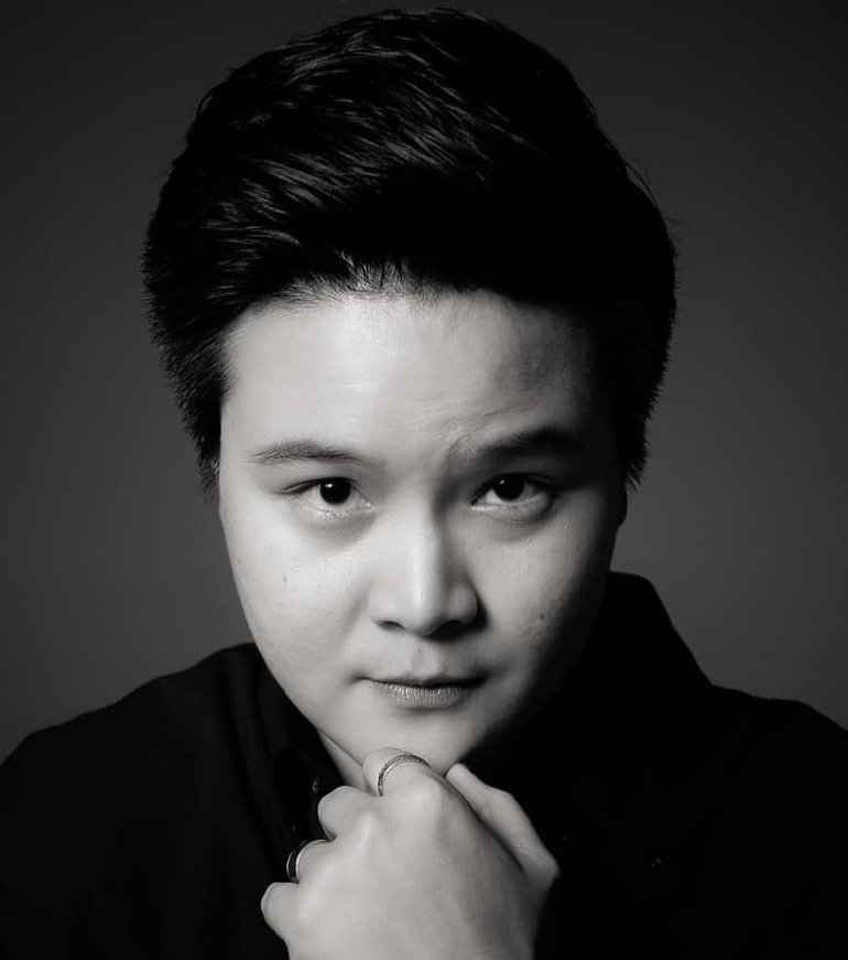 Poy Pannares Ruchirananta photo