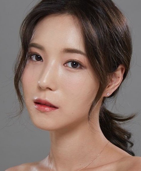 Jung Ji Yeon photo