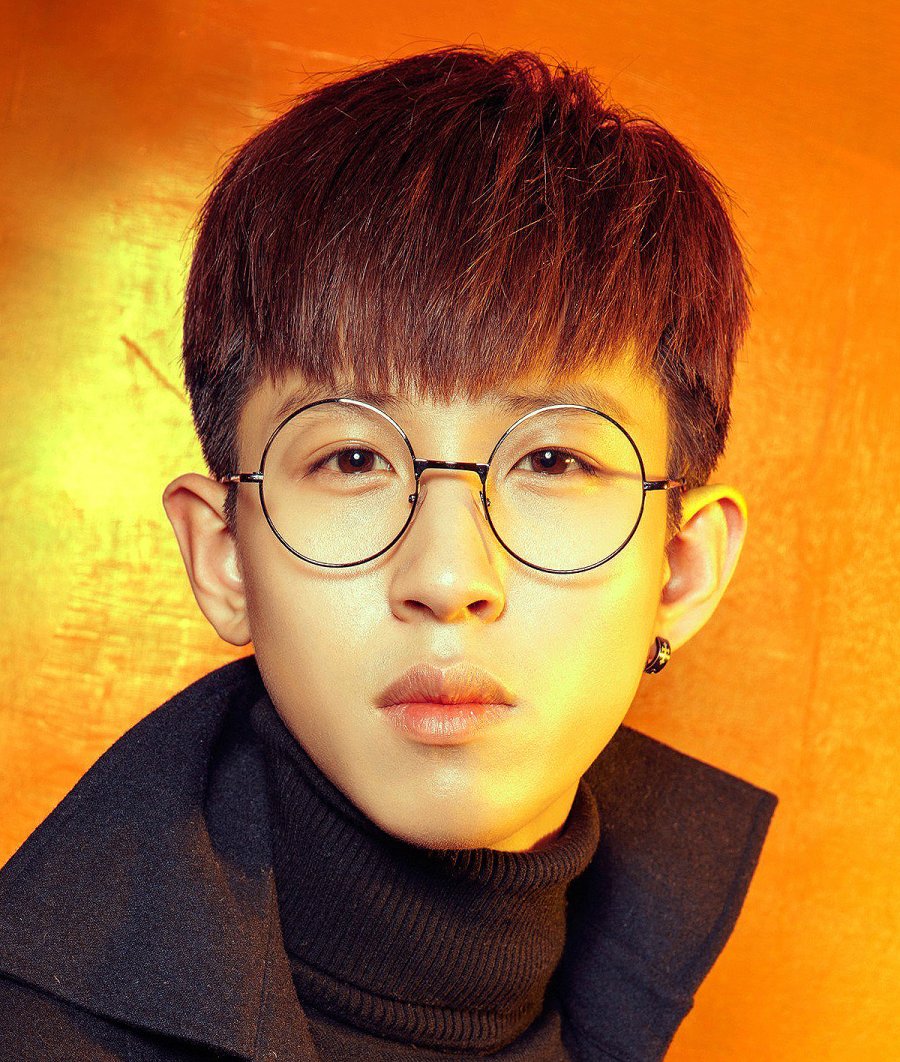 Kang Rong photo